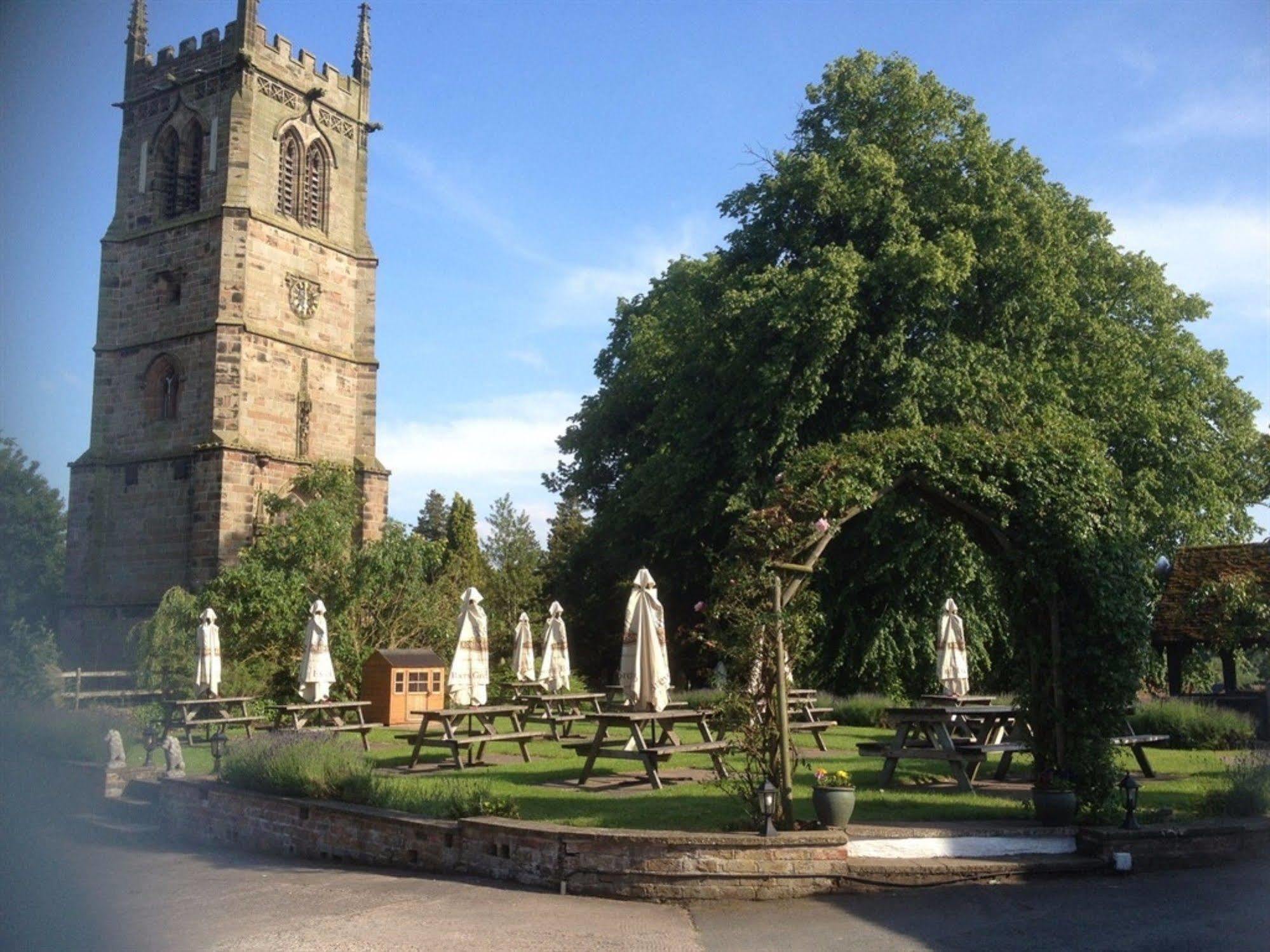 The Swan Inn Nantwich Exterior foto